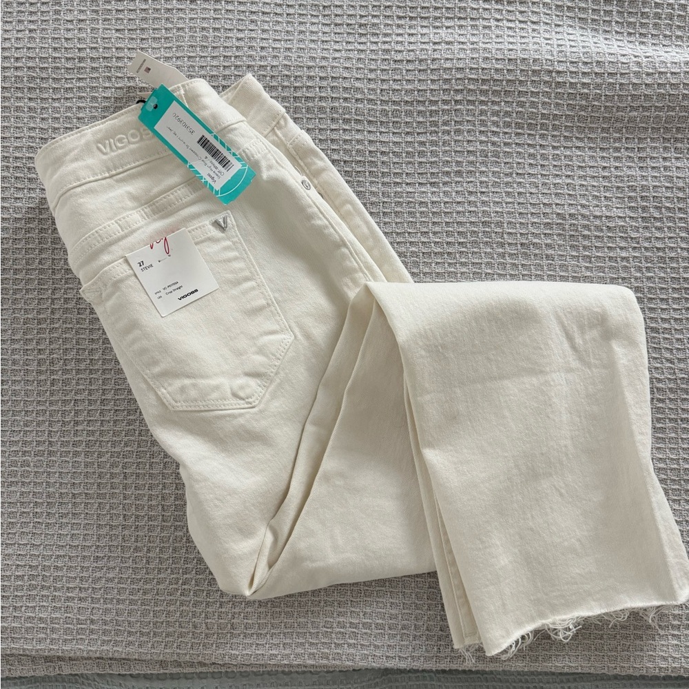 Vigoss Women's Off-White Straight Leg Jeans